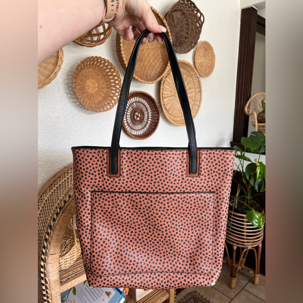 LC Lauren Conrad Speckled Handbag